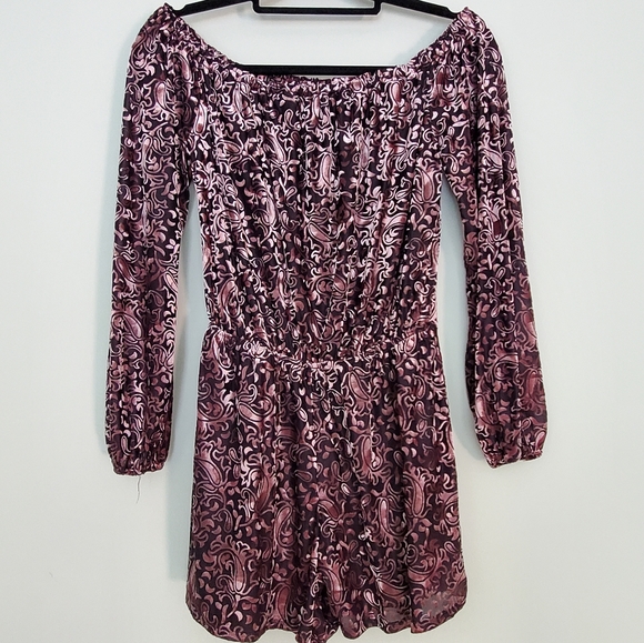 Ecote Velvet Off-Shoulder Burnout Floral Romper - Picture 3 of 13